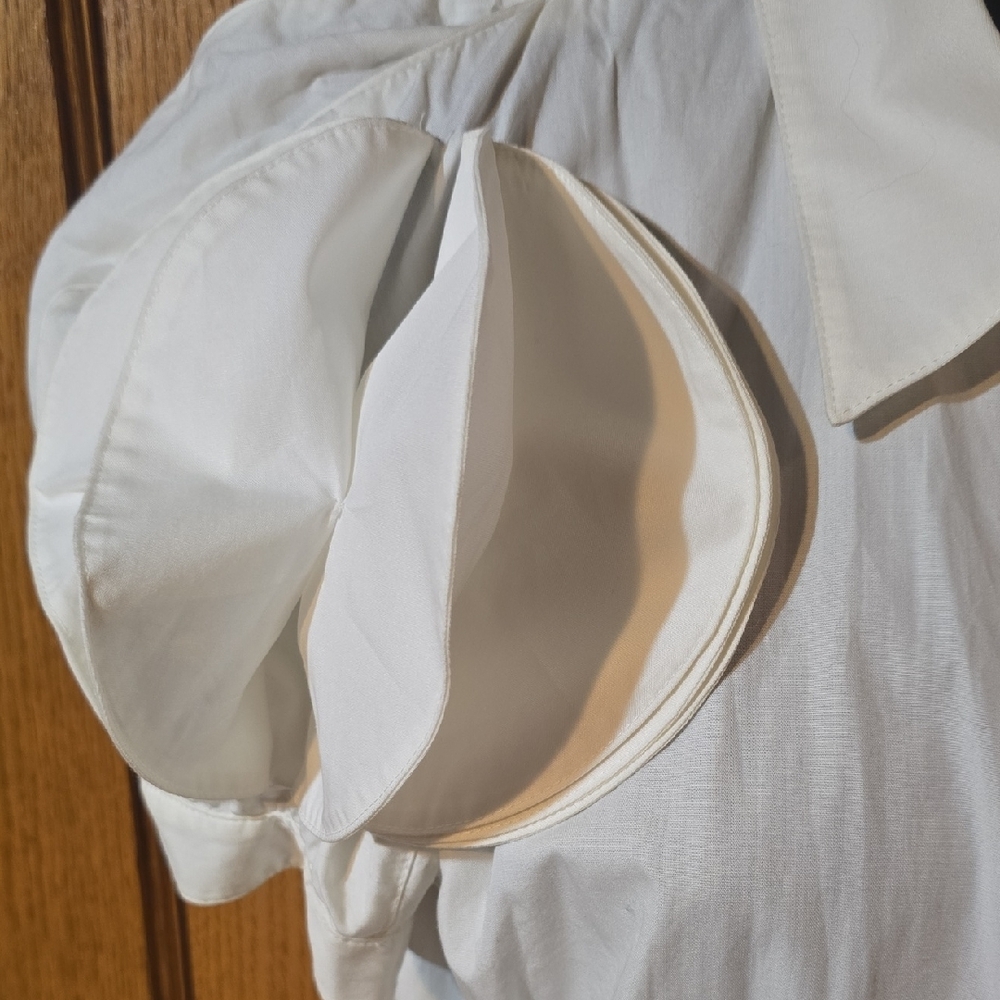 Women's White Puff Sleeve Top - Picture 2 of 3
